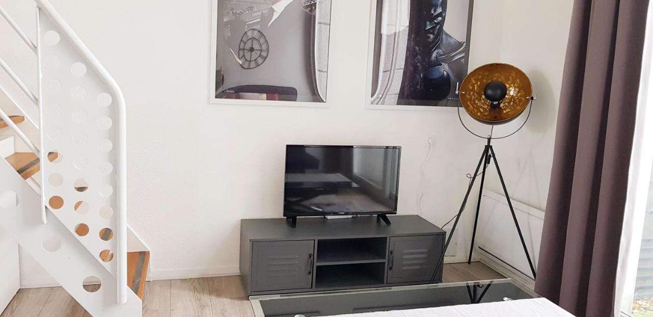 Appartement Cinema Aux Portes Du Futuroscope ชาสเซเนย-ดู-ปัวตู ภายนอก รูปภาพ